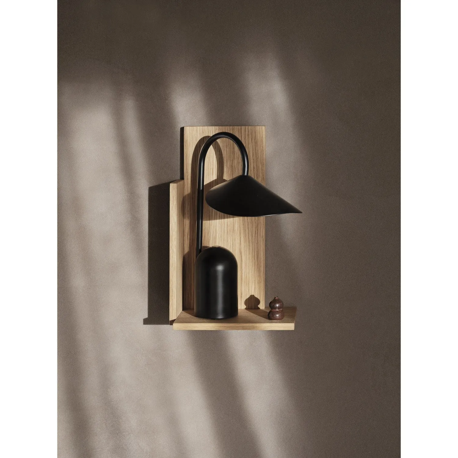 Ferm Living Black Arum Portable Lamp